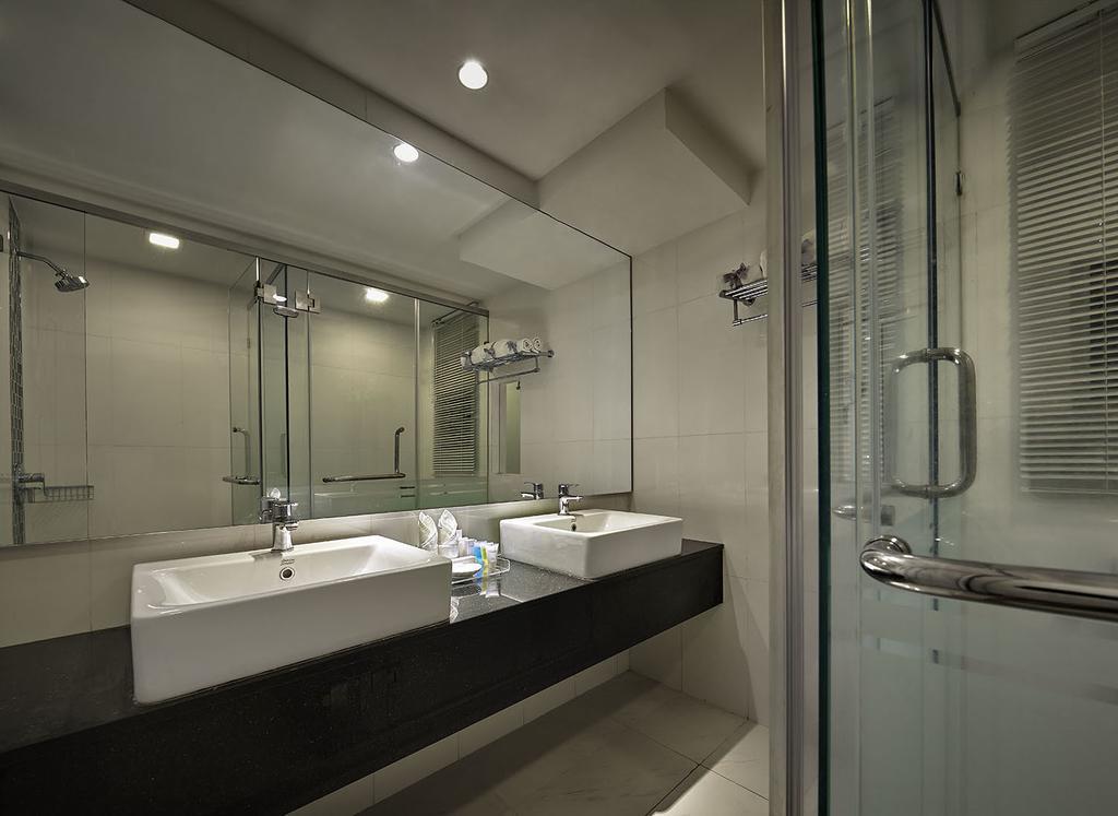 Maritime Luxury Suites George Town Exteriér fotografie