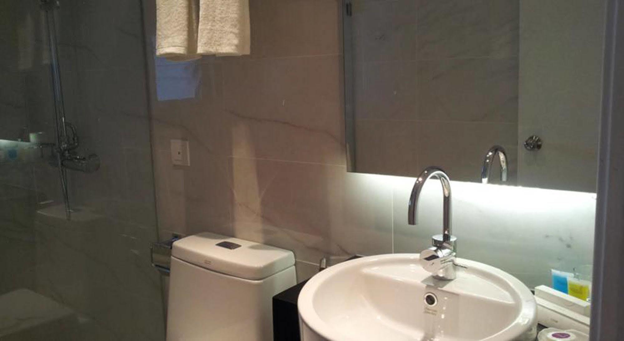 Maritime Luxury Suites George Town Exteriér fotografie