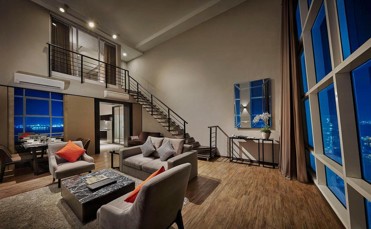 Maritime Luxury Suites George Town Exteriér fotografie
